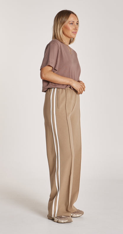 Feather+Noise Noah Pant in Camel